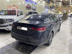 نیسان سێنترا